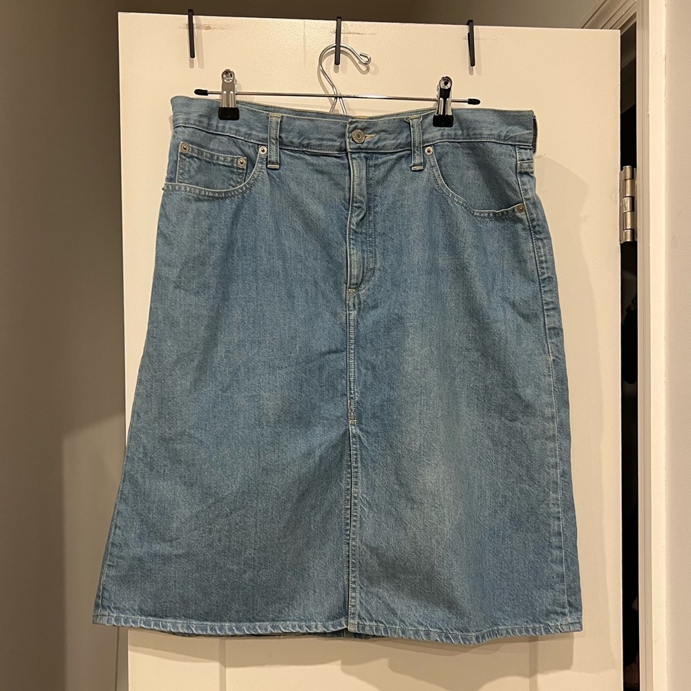 Gap denim midi skirt with slit in front size 31r